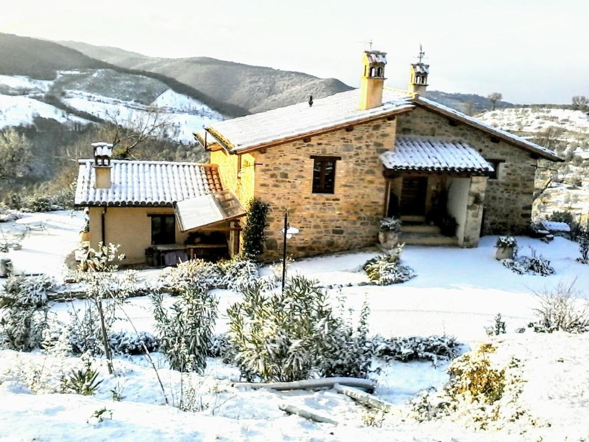 Il Casale Di Fiore Cannara Exterior foto